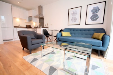 Fabulous one bedroom suite apartment available in brand new development, Royal Gateway 